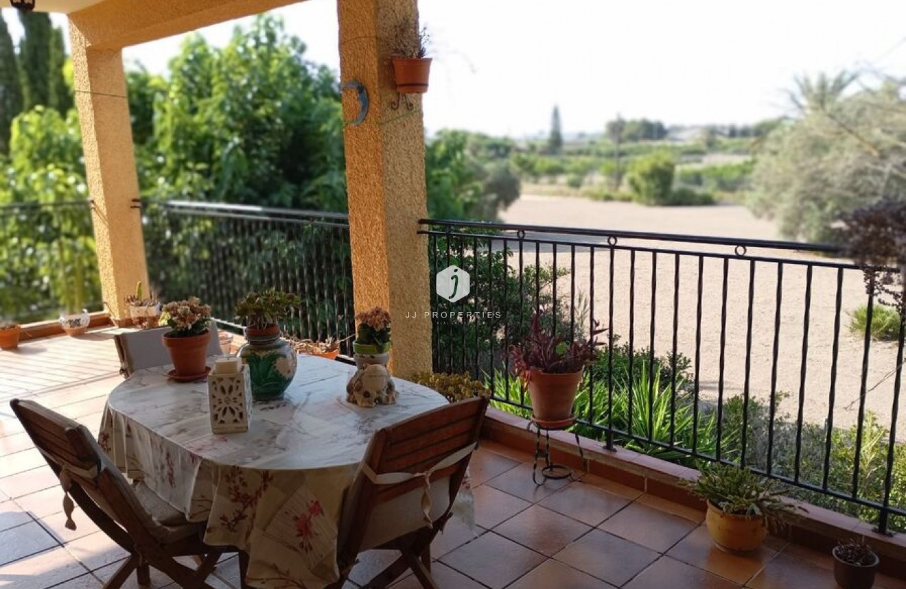 Tweedehands - Villa -
Daya Nueva - Costa Blanca