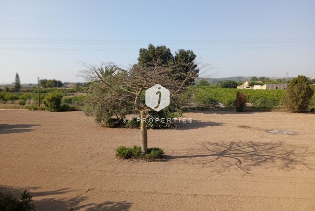 Tweedehands - Villa -
Daya Nueva - Costa Blanca