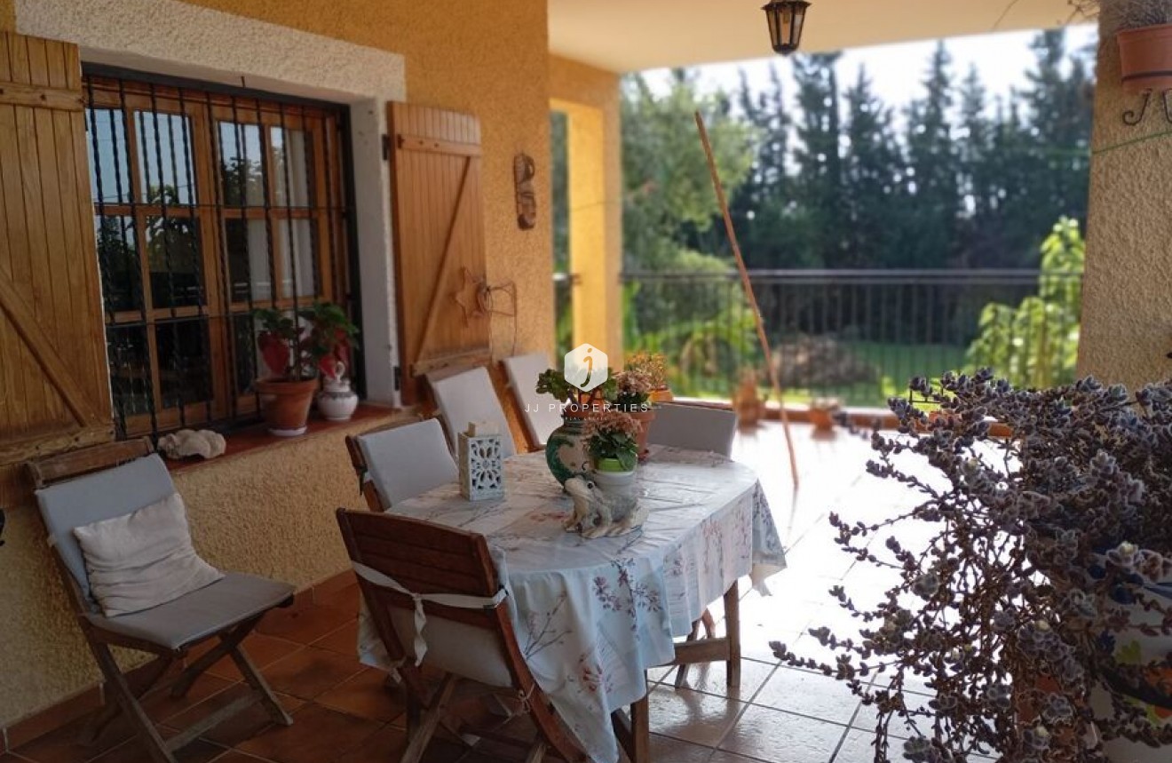 Tweedehands - Villa -
Daya Nueva - Costa Blanca