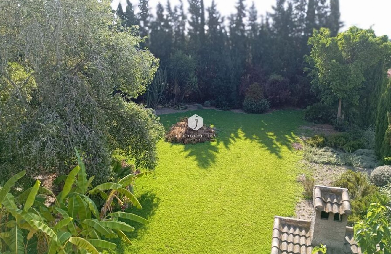 Tweedehands - Villa -
Daya Nueva - Costa Blanca