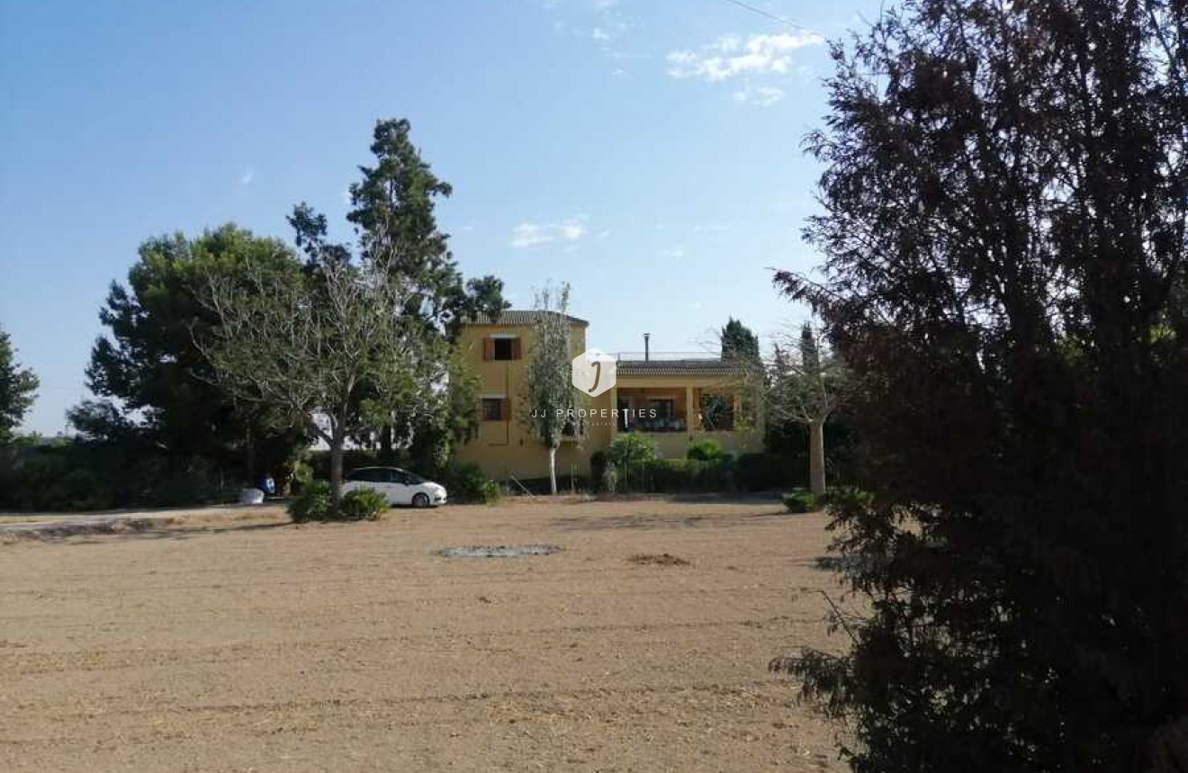 Tweedehands - Villa -
Daya Nueva - Costa Blanca