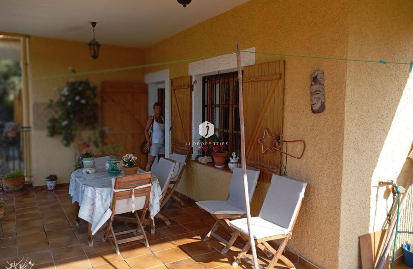 Tweedehands - Villa -
Daya Nueva - Costa Blanca