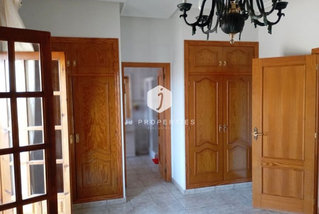 Tweedehands - Villa -
Daya Nueva - Costa Blanca