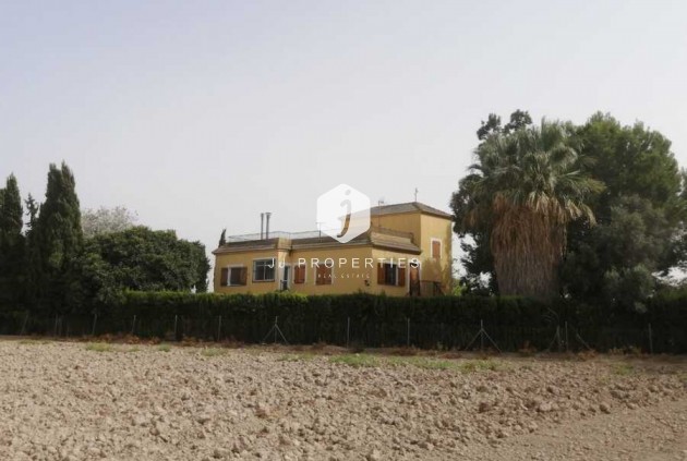 Tweedehands - Villa -
Daya Nueva - Costa Blanca