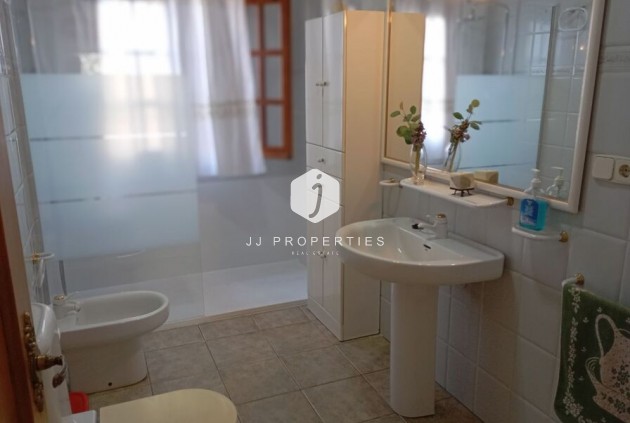 Tweedehands - Villa -
Daya Nueva - Costa Blanca