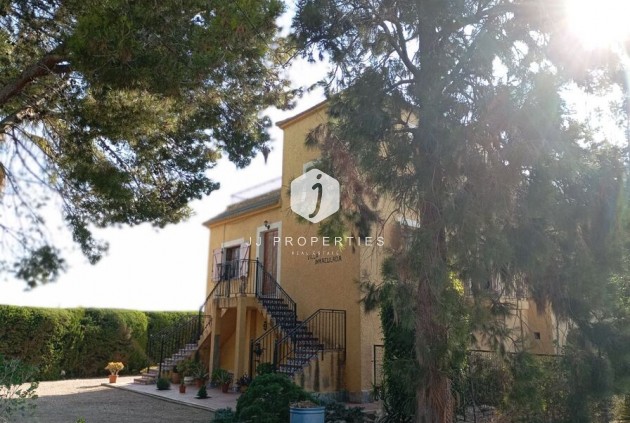 Tweedehands - Villa -
Daya Nueva - Costa Blanca