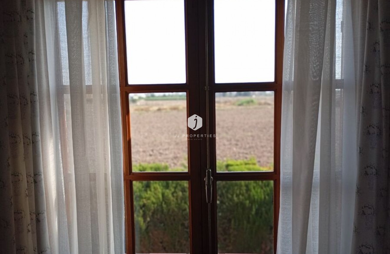 Tweedehands - Villa -
Daya Nueva - Costa Blanca