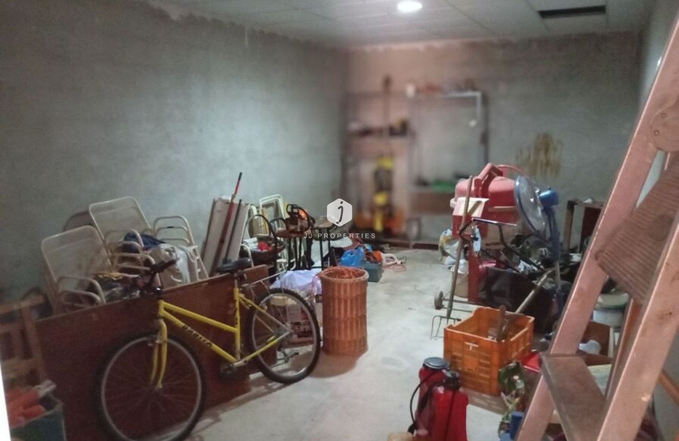 Tweedehands - Villa -
Daya Nueva - Costa Blanca