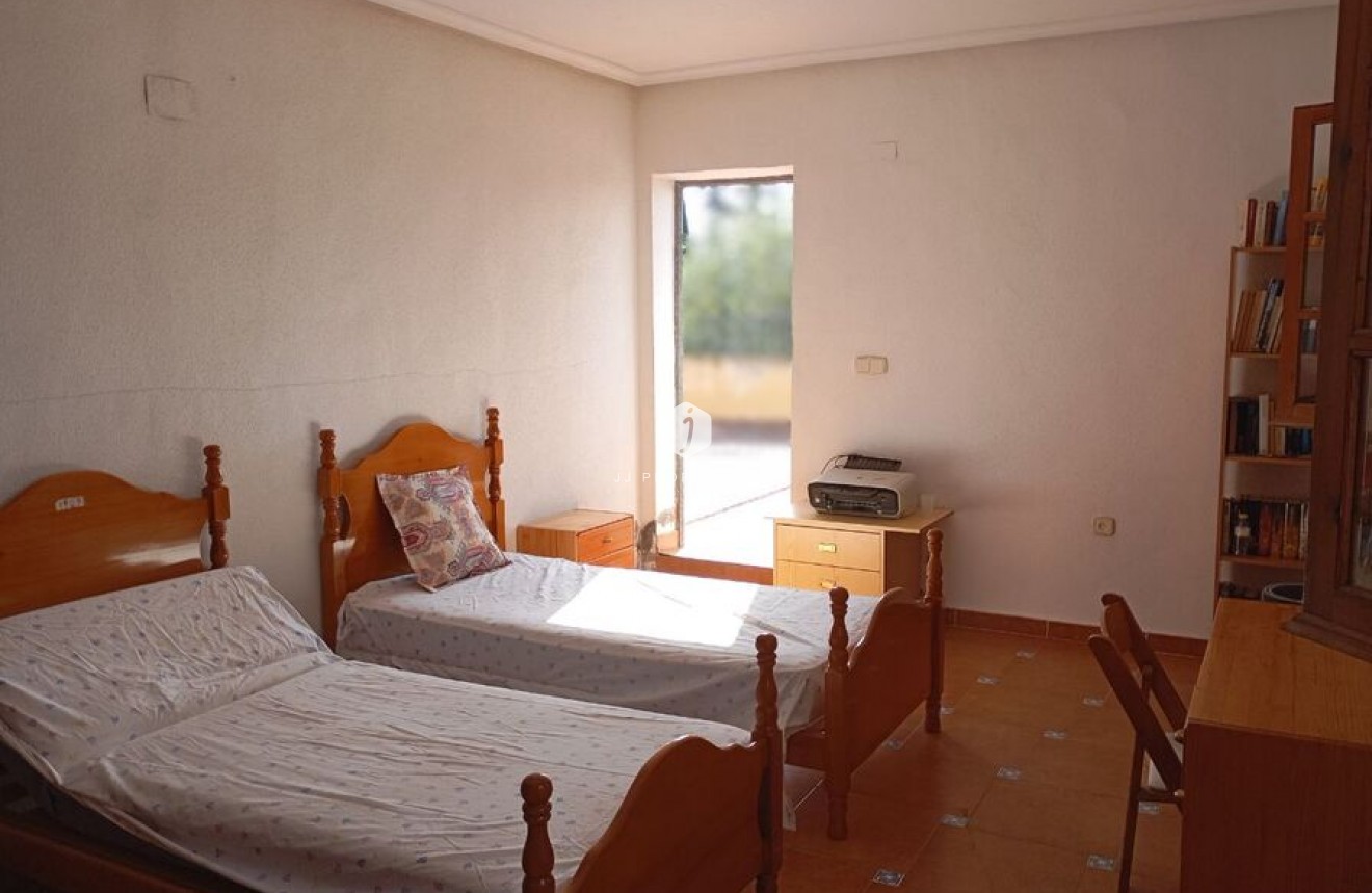 Tweedehands - Villa -
Daya Nueva - Costa Blanca