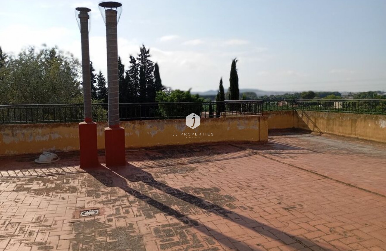 Tweedehands - Villa -
Daya Nueva - Costa Blanca