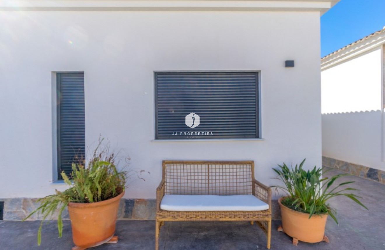 Tweedehands - Villa -
Torrevieja - Costa Blanca