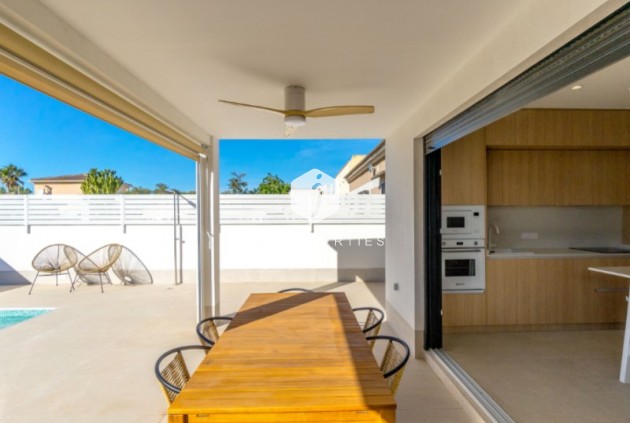 Tweedehands - Villa -
Torrevieja - Costa Blanca