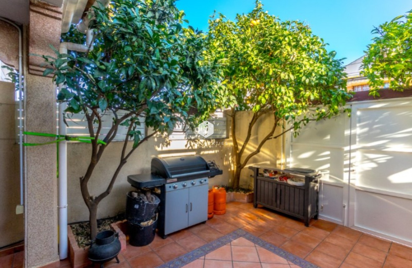 Tweedehands - Chalet -
Torrevieja - Costa Blanca