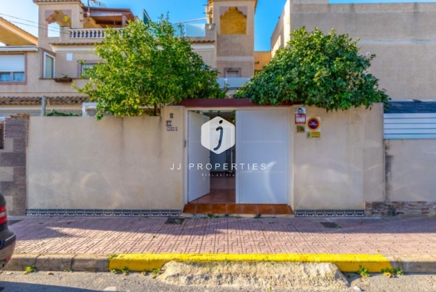 Tweedehands - Chalet -
Torrevieja - Costa Blanca