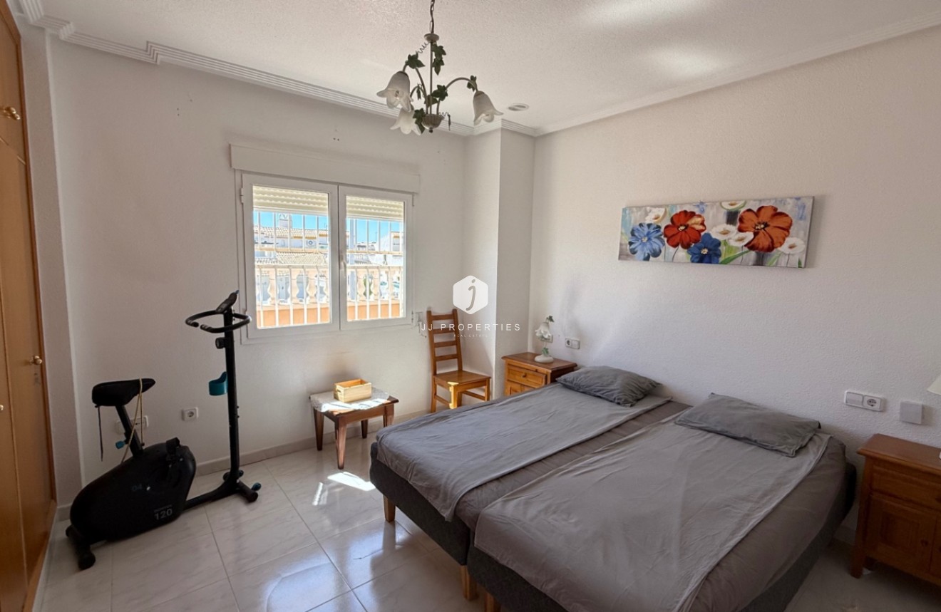 Tweedehands - Villa -
Orihuela Costa - Costa Blanca