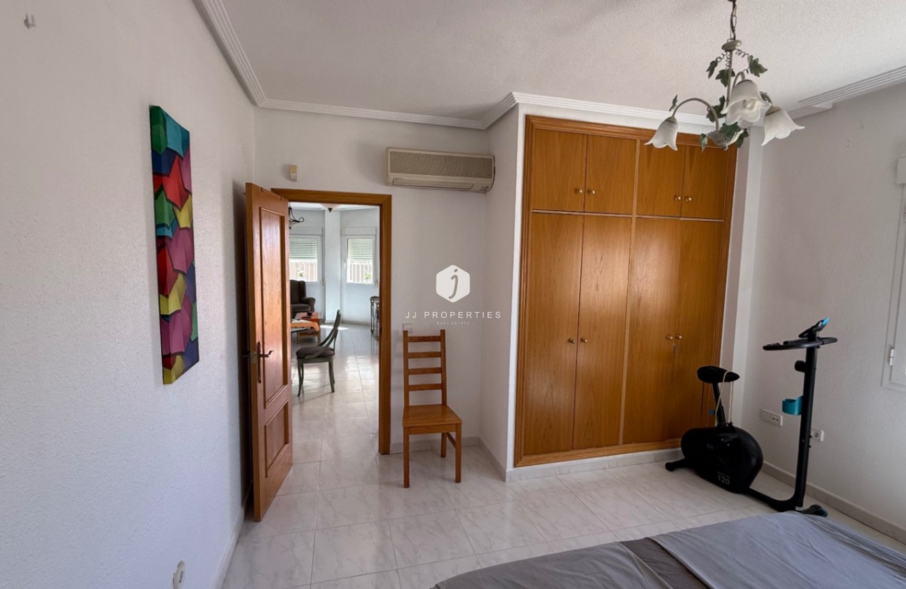 Tweedehands - Villa -
Orihuela Costa - Costa Blanca