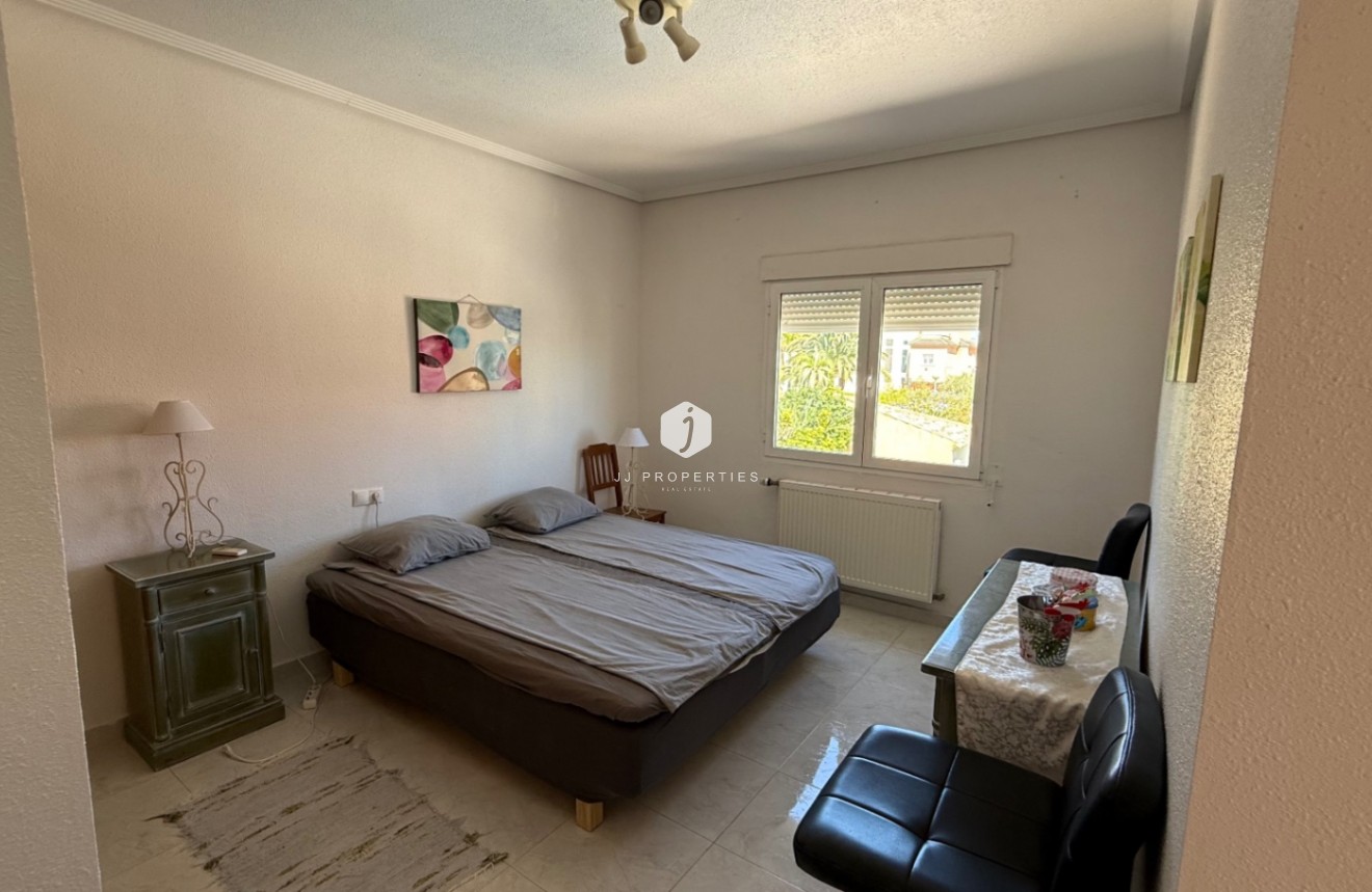 Tweedehands - Villa -
Orihuela Costa - Costa Blanca