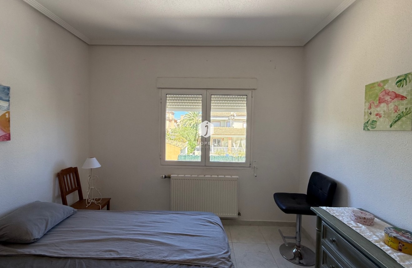 Tweedehands - Villa -
Orihuela Costa - Costa Blanca