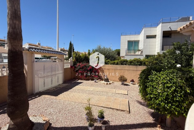 Tweedehands - Villa -
Orihuela Costa - Costa Blanca