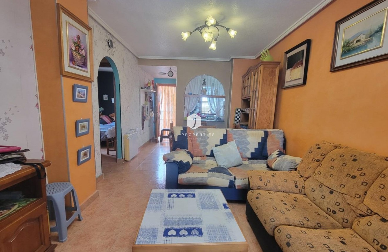 Tweedehands - Appartement / flat -
Torrevieja - Nueva Torrevieja