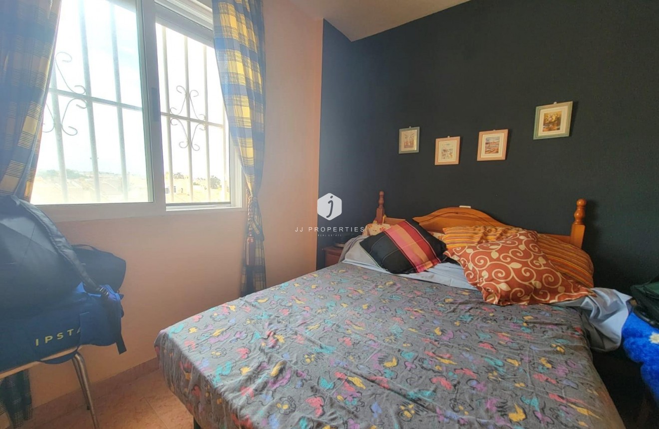 Tweedehands - Appartement / flat -
Torrevieja - Nueva Torrevieja