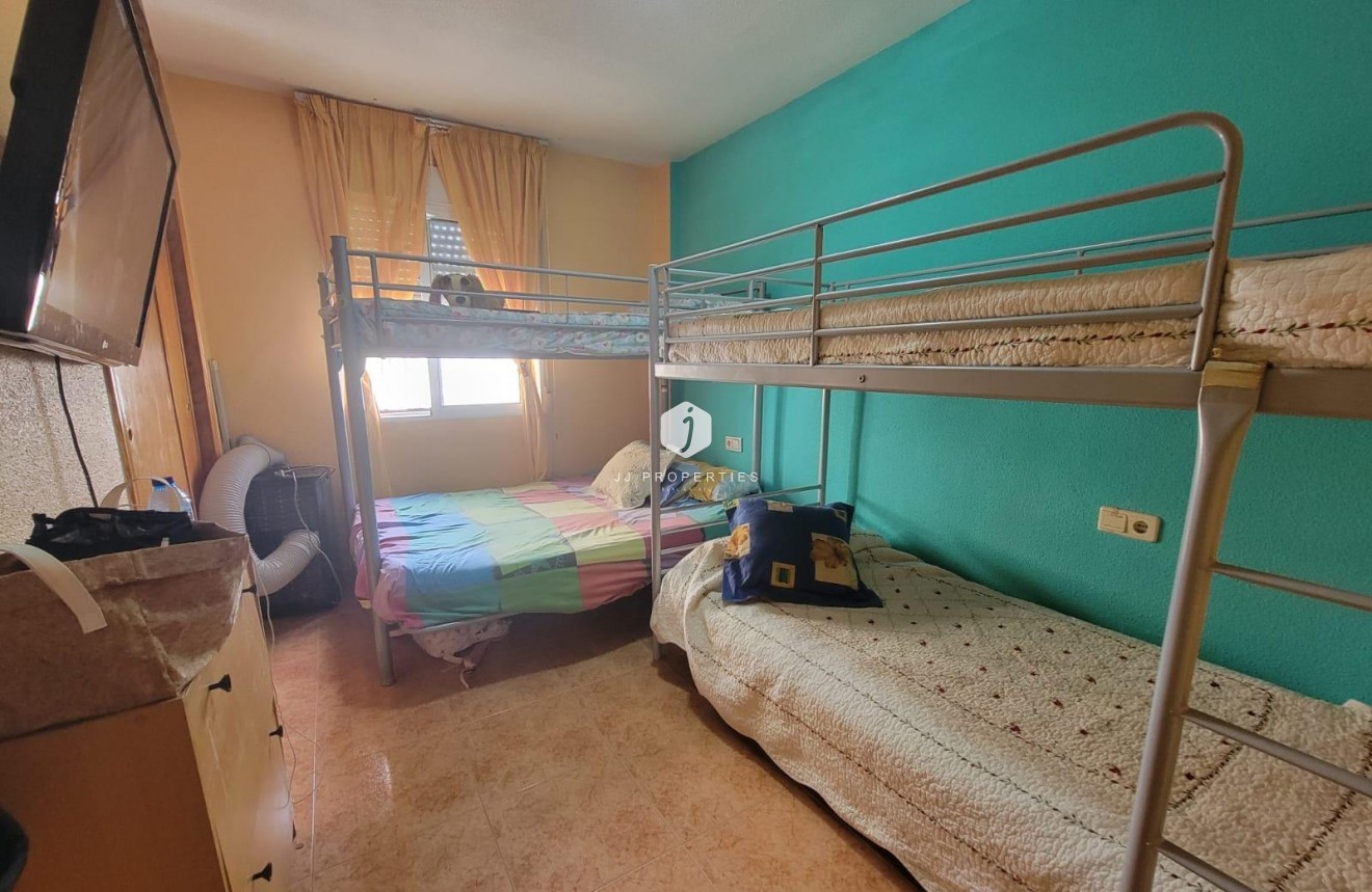 Tweedehands - Appartement / flat -
Torrevieja - Nueva Torrevieja