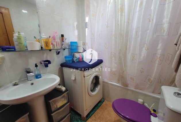 Tweedehands - Appartement / flat -
Torrevieja - Nueva Torrevieja