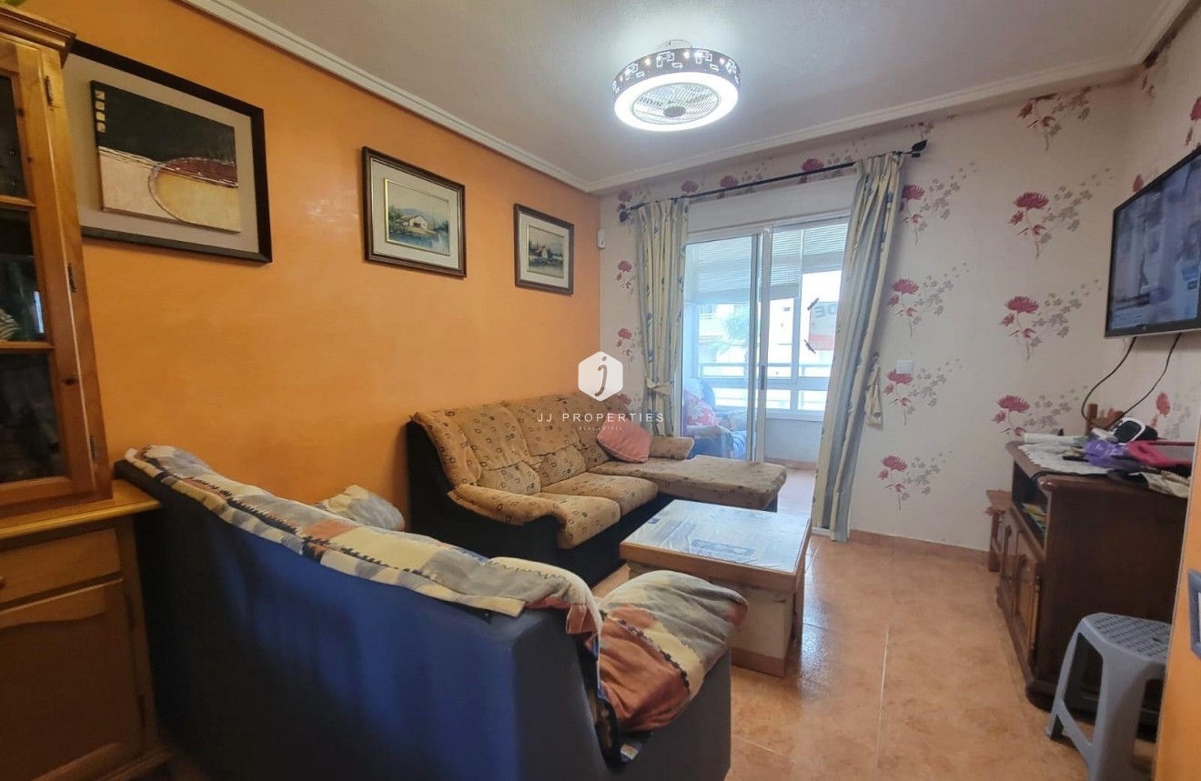 Tweedehands - Appartement / flat -
Torrevieja - Nueva Torrevieja