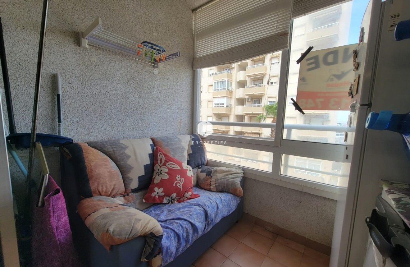 Tweedehands - Appartement / flat -
Torrevieja - Nueva Torrevieja
