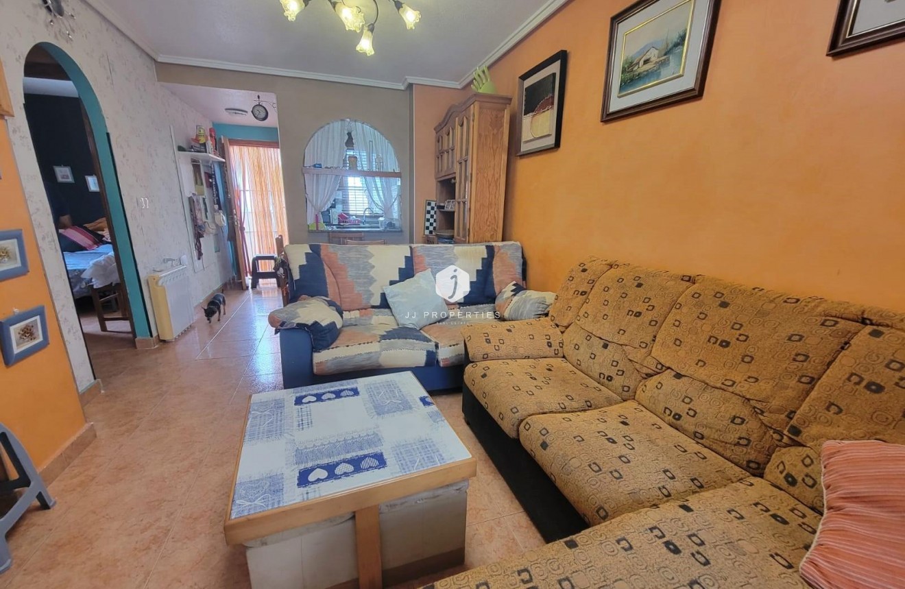 Tweedehands - Appartement / flat -
Torrevieja - Nueva Torrevieja