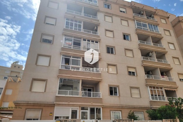 Tweedehands - Appartement / flat -
Torrevieja - Nueva Torrevieja