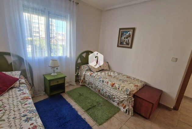 Tweedehands - Chalet -
Torrevieja - Torreblanca