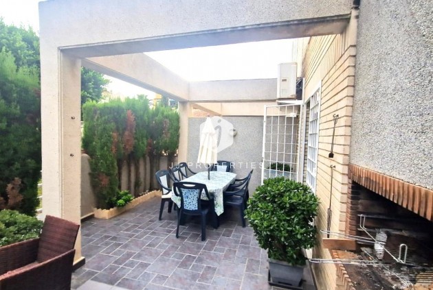 Tweedehands - Chalet -
Torrevieja - Torreblanca