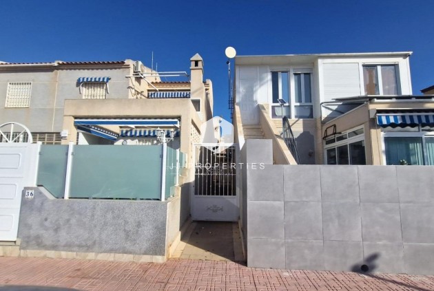 Tweedehands - Chalet -
Torrevieja - Torreblanca