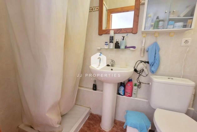 Z drugiej ręki - Szalet -
Orihuela Costa - Playa Flamenca