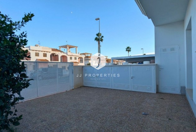 Tweedehands - Chalet -
Ciudad Quesada - Costa Blanca