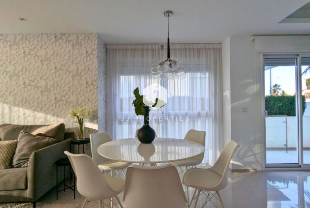 Tweedehands - Chalet -
Ciudad Quesada - Costa Blanca