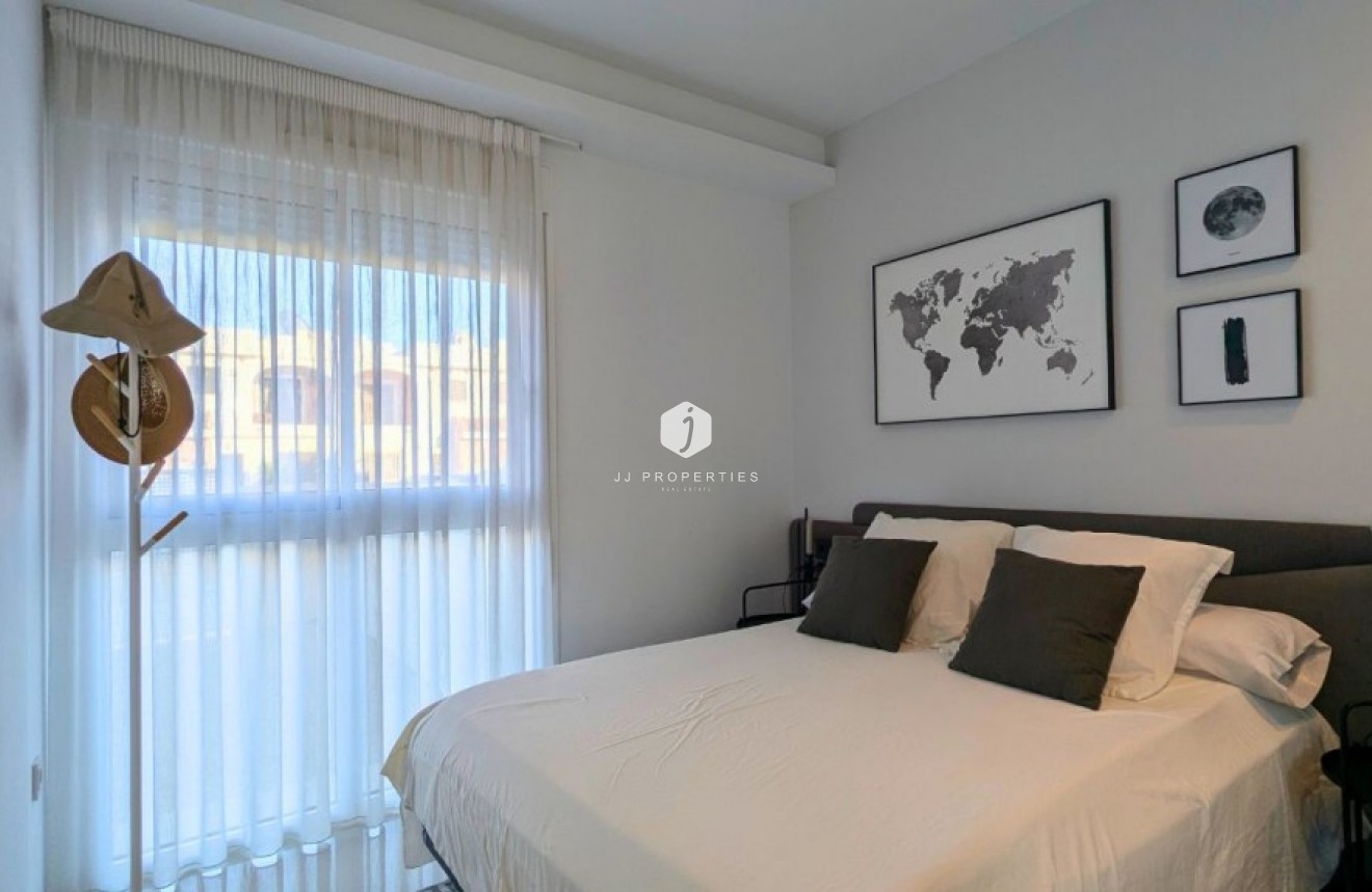 Tweedehands - Chalet -
Ciudad Quesada - Costa Blanca