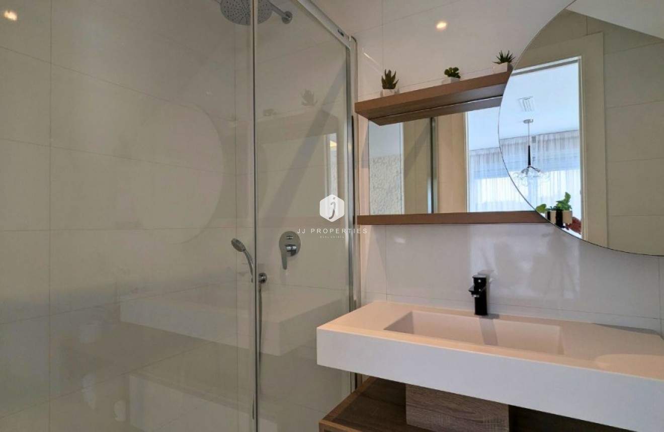 Tweedehands - Chalet -
Ciudad Quesada - Costa Blanca