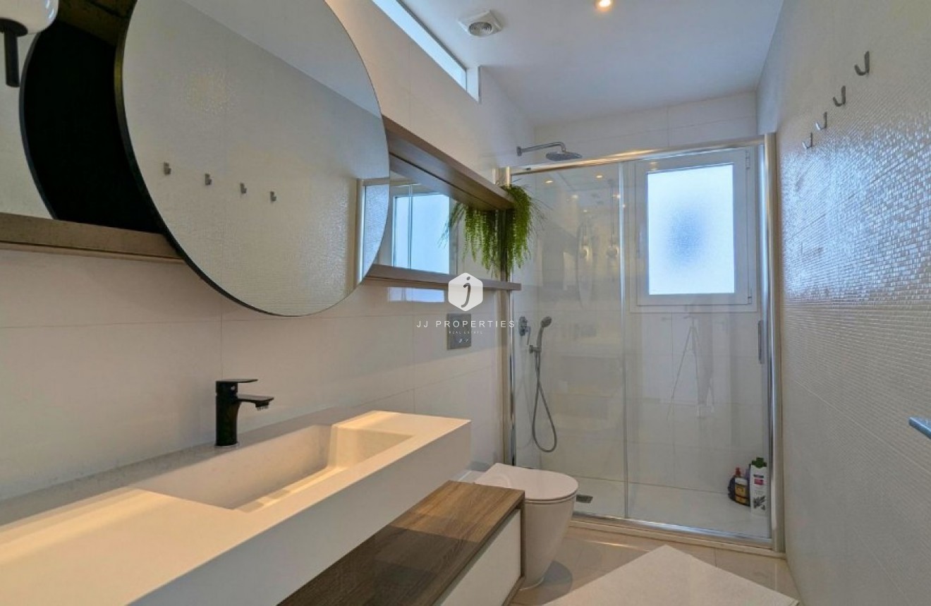 Tweedehands - Chalet -
Ciudad Quesada - Costa Blanca