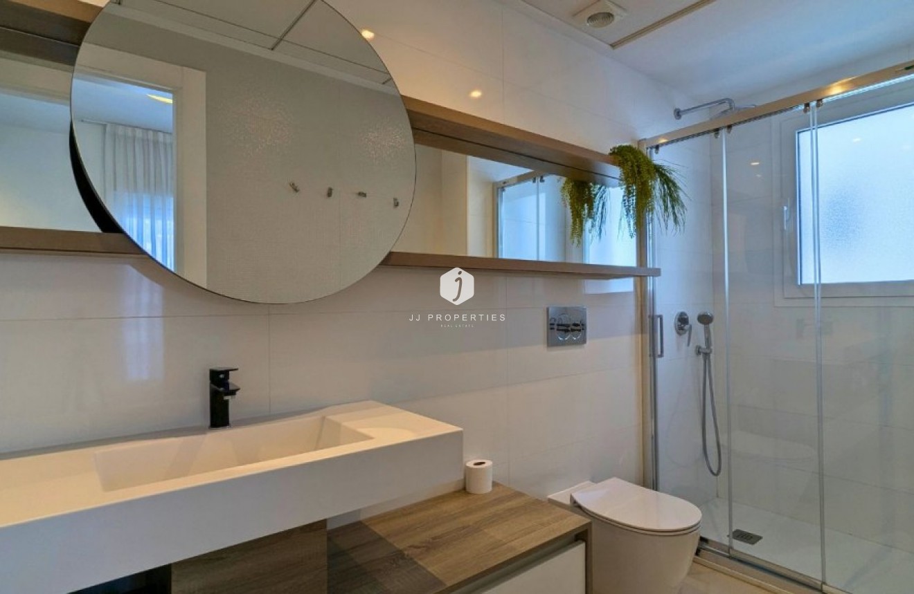 Tweedehands - Chalet -
Ciudad Quesada - Costa Blanca