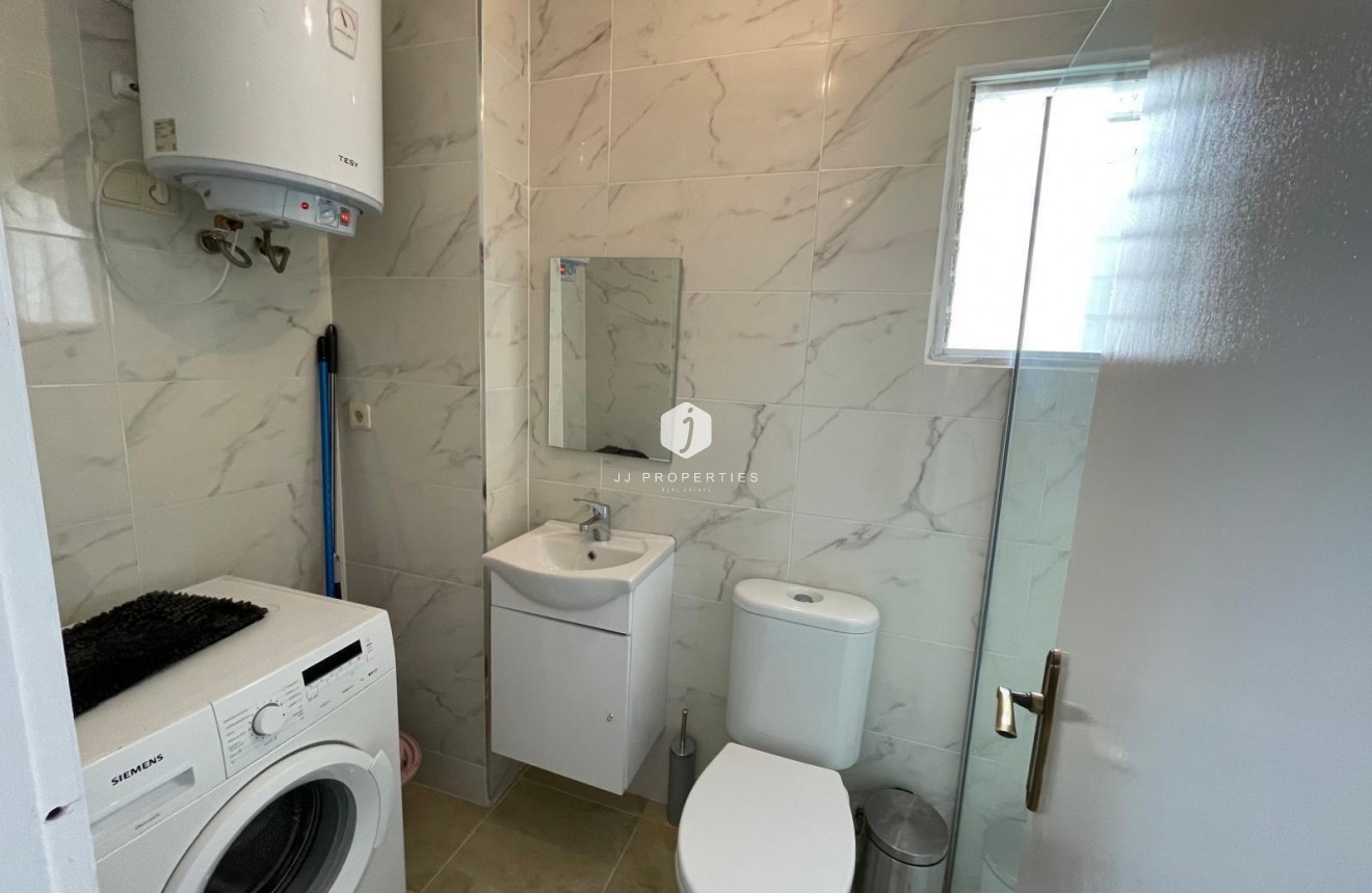 Tweedehands - Penthouse -
Torrevieja - Centro