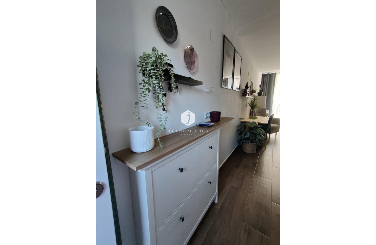 Tweedehands - Appartement / flat -
Torrevieja - La Mata