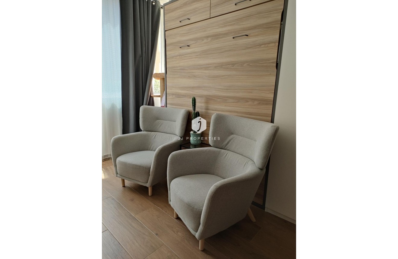 Tweedehands - Appartement / flat -
Torrevieja - La Mata