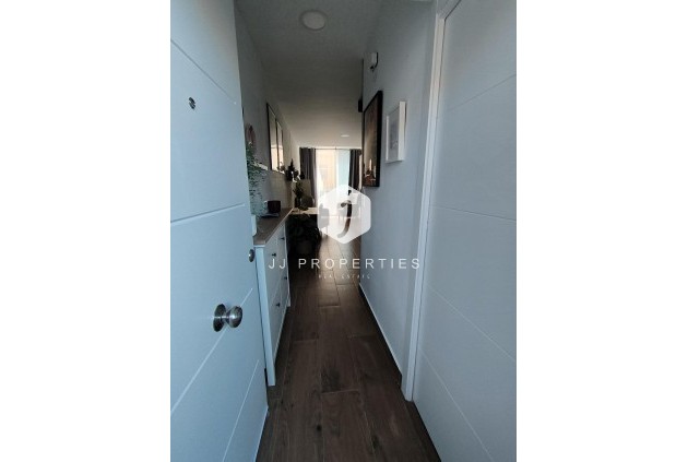 Tweedehands - Appartement / flat -
Torrevieja - La Mata