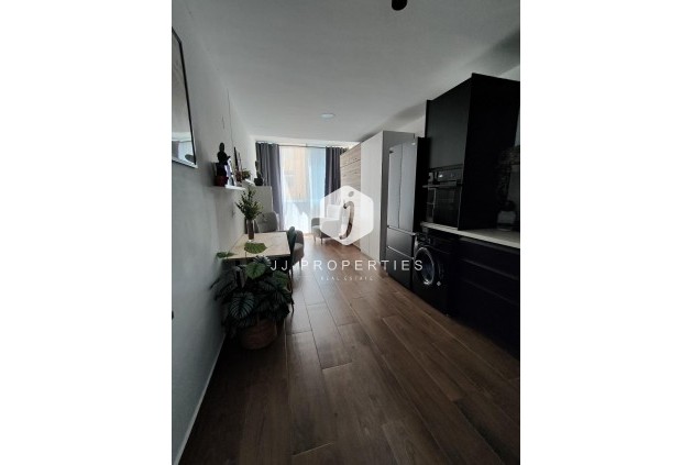 Tweedehands - Appartement / flat -
Torrevieja - La Mata