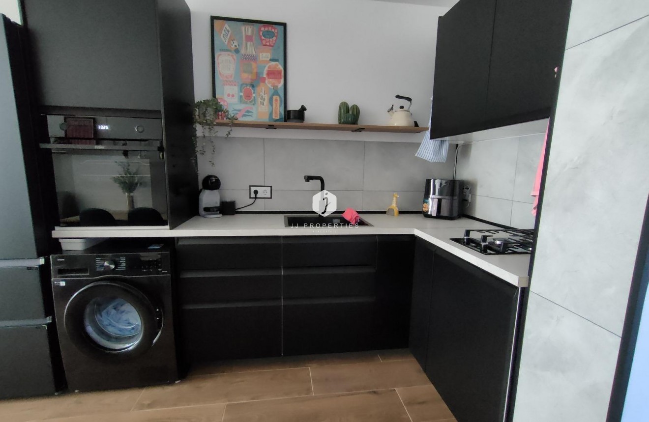 Tweedehands - Appartement / flat -
Torrevieja - La Mata