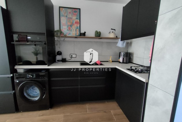 Tweedehands - Appartement / flat -
Torrevieja - La Mata