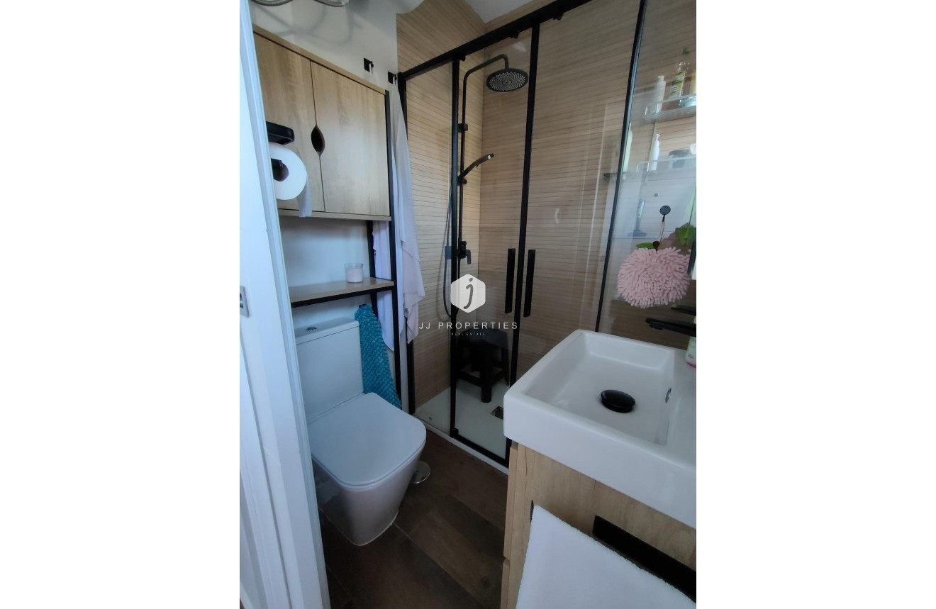 Tweedehands - Appartement / flat -
Torrevieja - La Mata