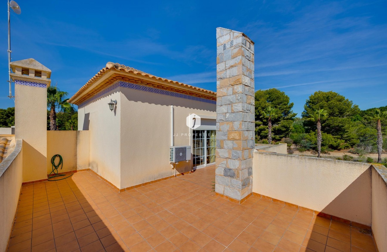Tweedehands - Villa -
Orihuela Costa - Costa Blanca